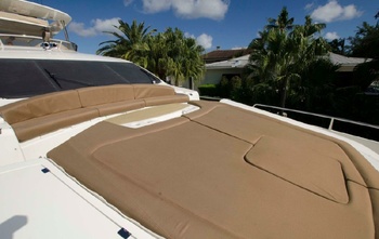 Sunseeker 88 Yacht