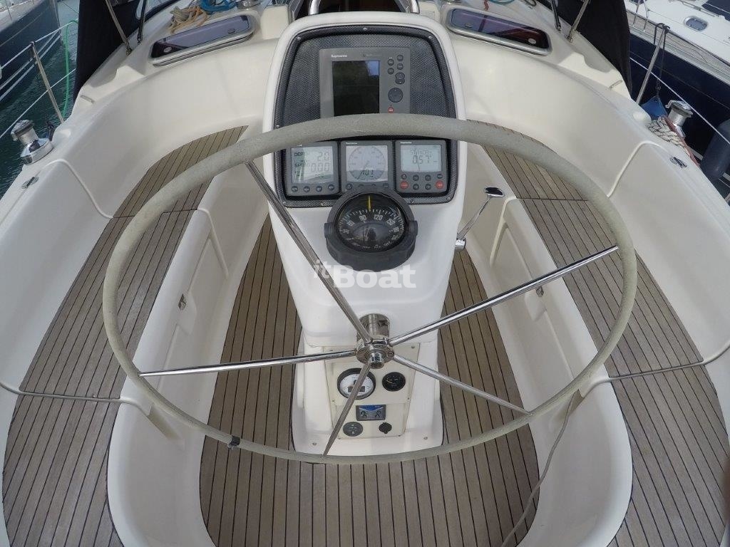 For Sale: Bavaria Cruiser 37 (2006) sailing yacht - itBoat