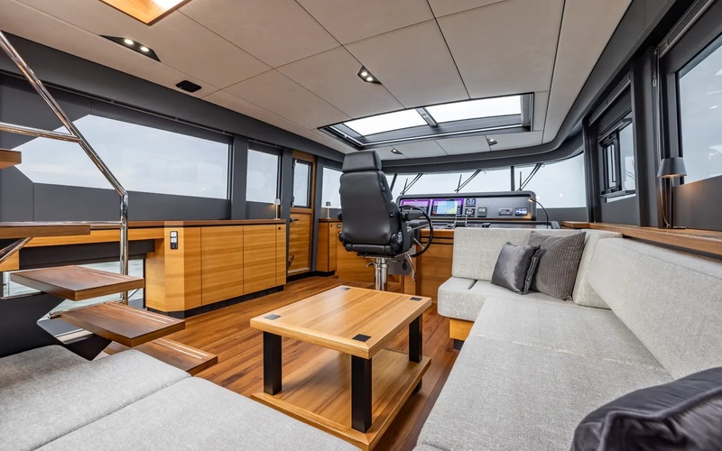Dutchman Flying Dutchman 60