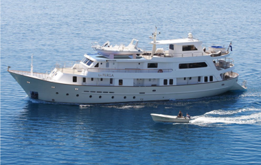 Custom Boats La Perla