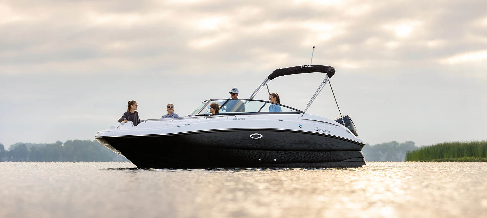 2015 Hurricane SunDeck SD 2400 IO Deck Boat Boat Review 
