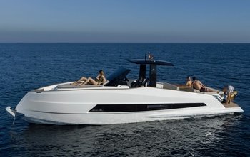 Astondoa 377 Coupe (2025)