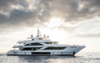 2019, Majesty Yachts 140