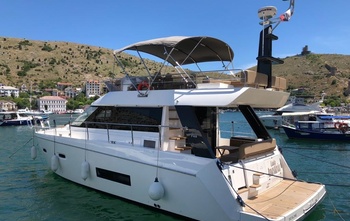 Sealine F490 (2013)