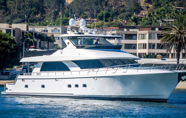 Ocean Alexander Nauti Buoys