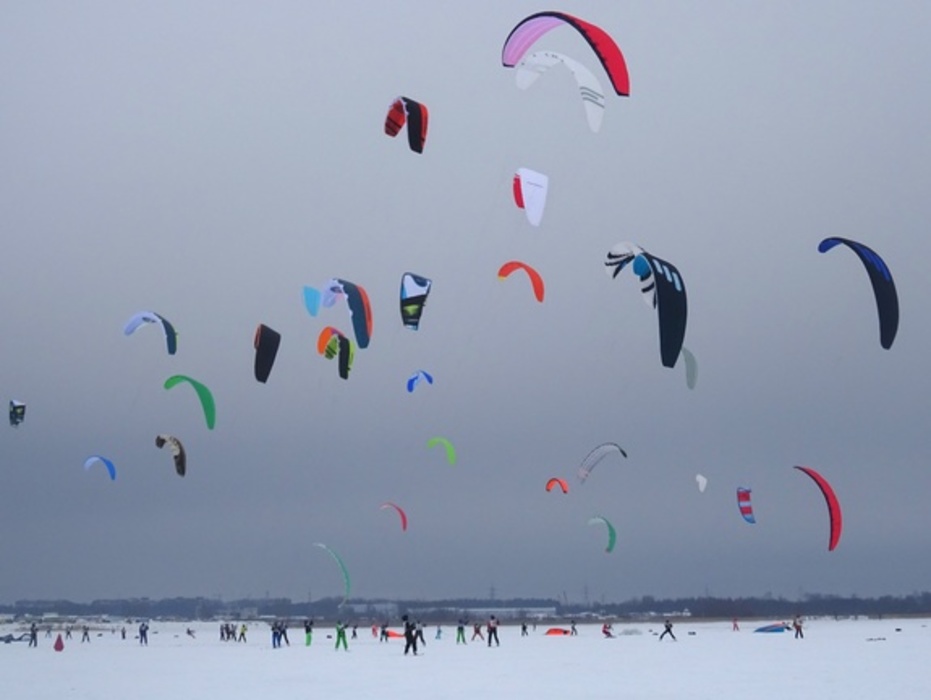 Prepare the sledge in summer and the kite in winter