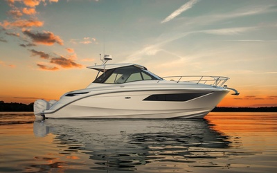 Sea Ray Sundancer 320 Coupe Outboard