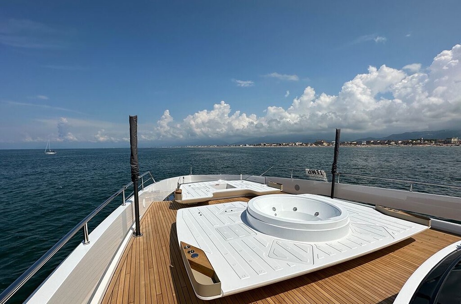 Azimut Sea Wolf