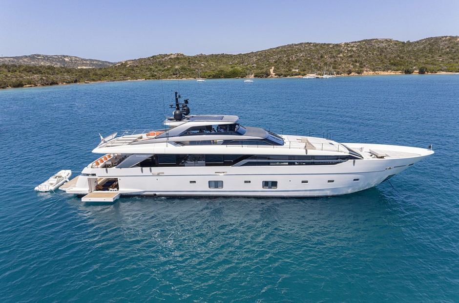 Sanlorenzo Blue Angel