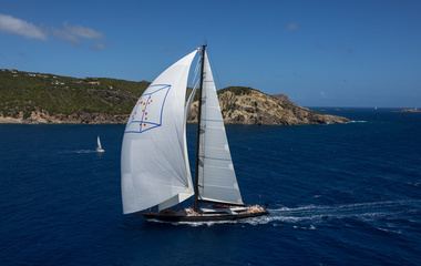 Perini Navi Perseus^3