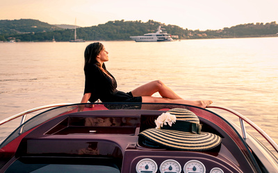 Clear Libra Cabin 650