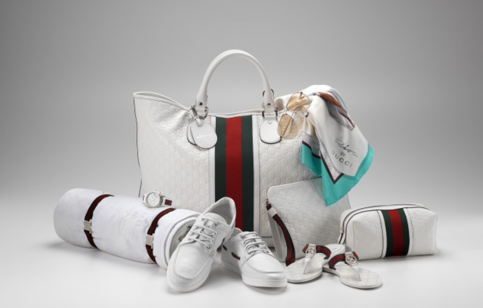 К лодке, как полагается, можно прикупить набор аксессуаров от Gucci