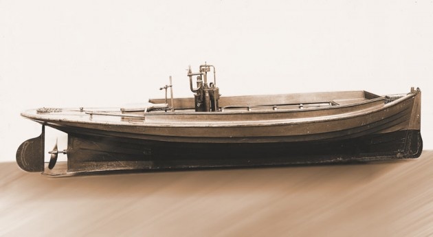 Rems — первая моторная лодка в истории