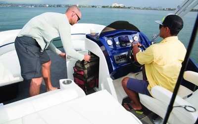 Escape 2400 RT Twin Fish & Cruise