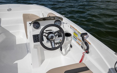 Hurricane SunDeck Sport 185 OB