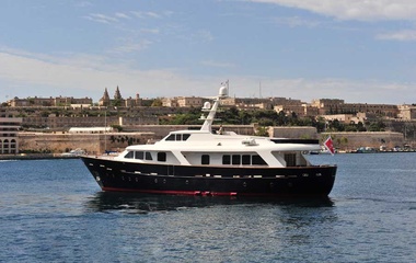 Custom Boats Jacques De Molay