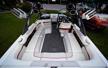 Malibu Wakesetter 24 MXZ