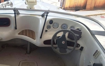 Quicksilver Activ 470 Cabin