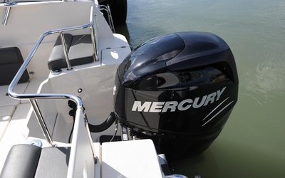 Parker 660 Pilothouse