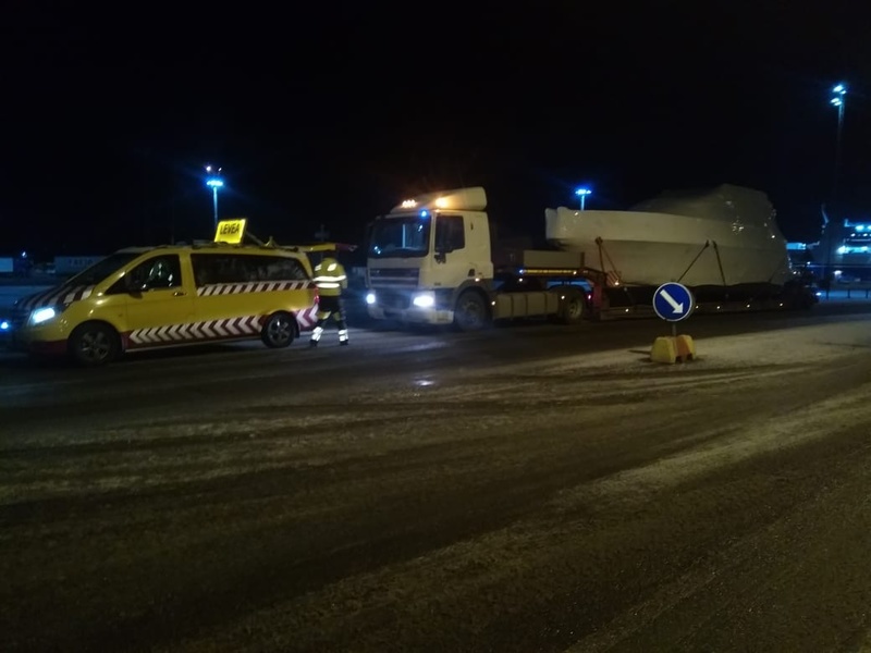 Ночное передвижение между портами в Финляндии