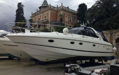 Princess V42
