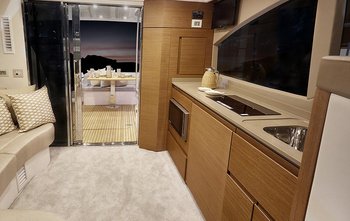 Schaefer Yachts 400 Fly