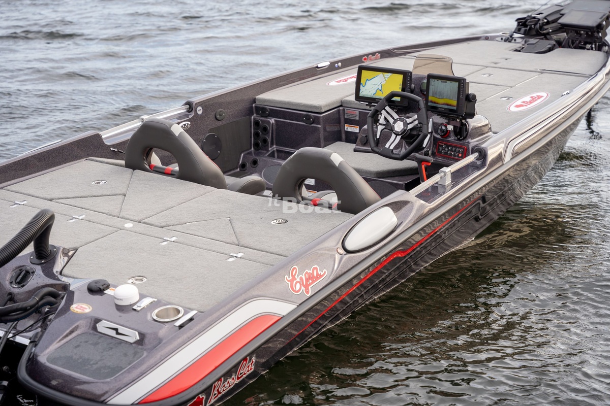 Bass Cat Eyra Prices, Specs, Reviews and Sales Information itBoat