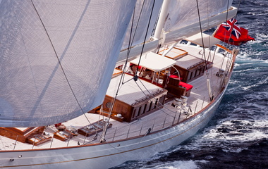Royal Huisman Kamaxitha
