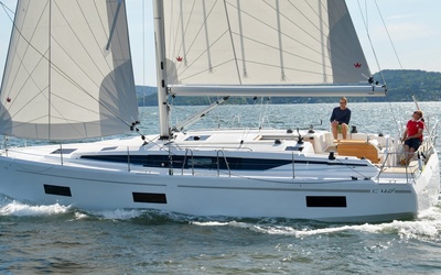 Bavaria C42