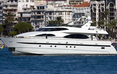 Azimut Accama Delta