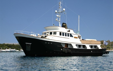 Custom Boats Dauntless