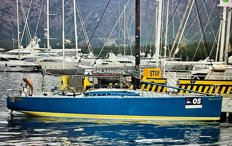 Grand Soleil 42 (2004)