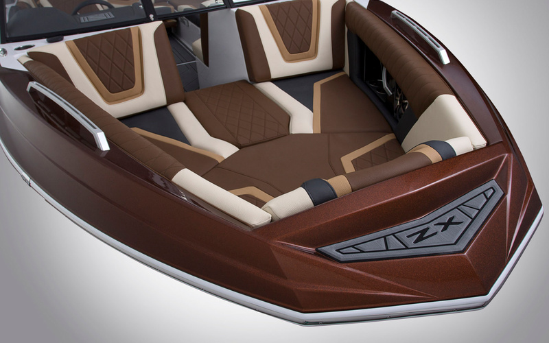 BOAT 「RORO」 Tige ZX5 Review - boats.com