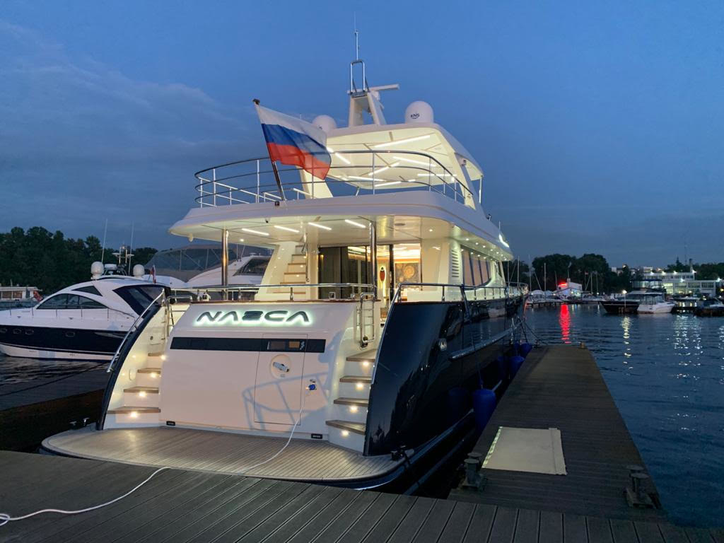 Моторная яхта Rogger 1000 Salon Nord в городе Терхерн, Нидерланды | Yachtcharter Wetterwille