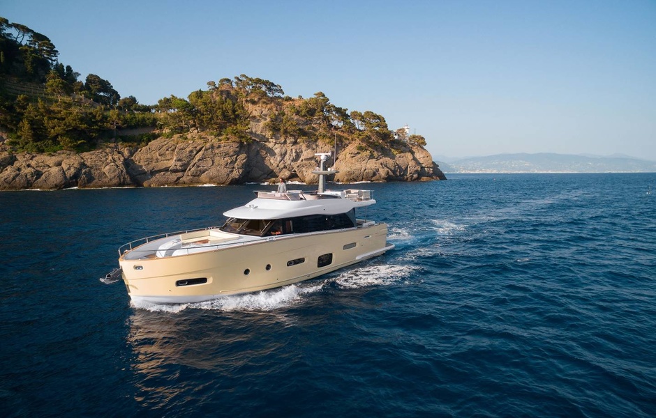Azimut Magellano 66