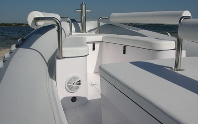 Novurania Launch 600 