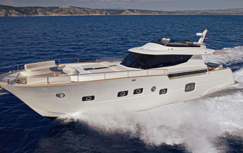 Monachus 70 Fly (2022)