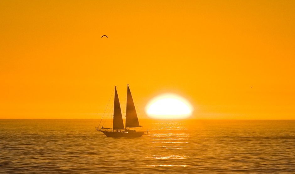 Direct sunlight is not necessary to feed the sails.