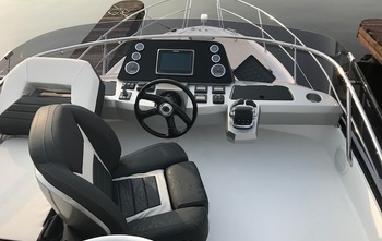 Galeon 340 Fly