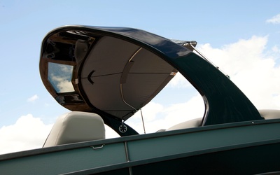 Premier Pontoons Intrigue RF