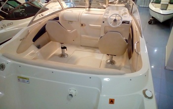 Slider 210