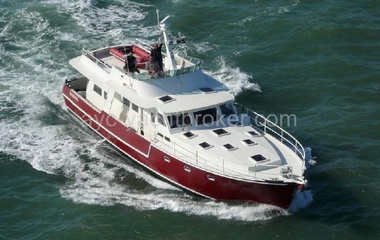 Meta Trawler Long Range 18M