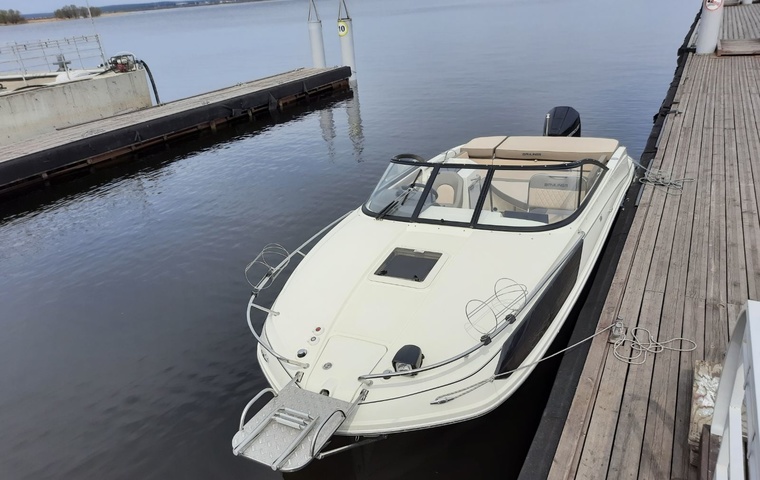 Bayliner VR6 Cuddy Outboard (2019)