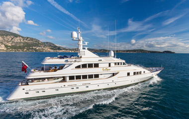 SUSSURRO YACHT VIDEO - FEADSHIP VIDEO