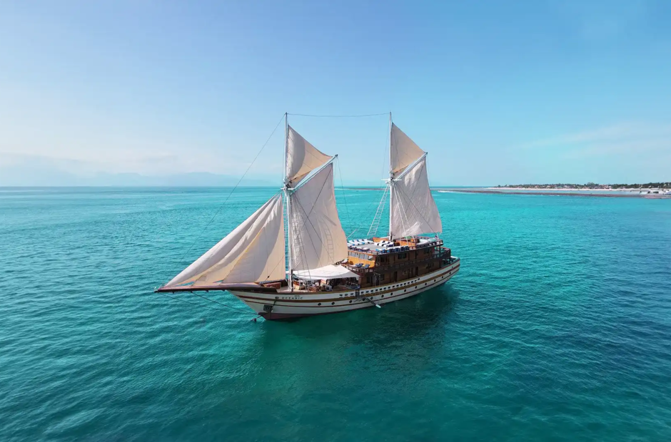 Custom Boats The Maj Oceanic