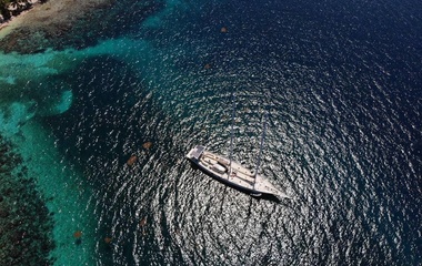 Custom Boats Laurie Anne