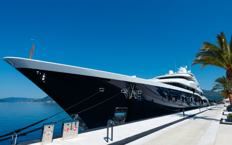 Superyacht Symphony in the Caribbean