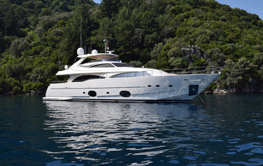 Custom Line Pareakki