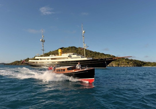 Corsair Yachts Nero