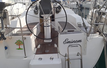 Hanse 325